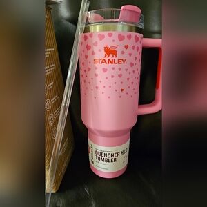 Stanley x Target Exclusive Valentines Day Flowstate Quencher 40oz Tumbler NWT
